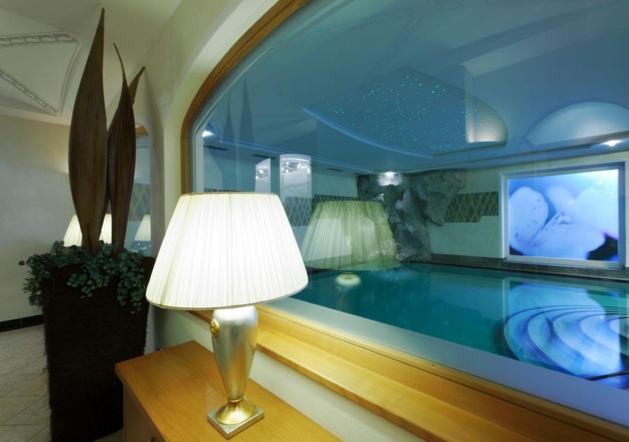Residence Hotel Alpinum Campo Tures Esterno foto