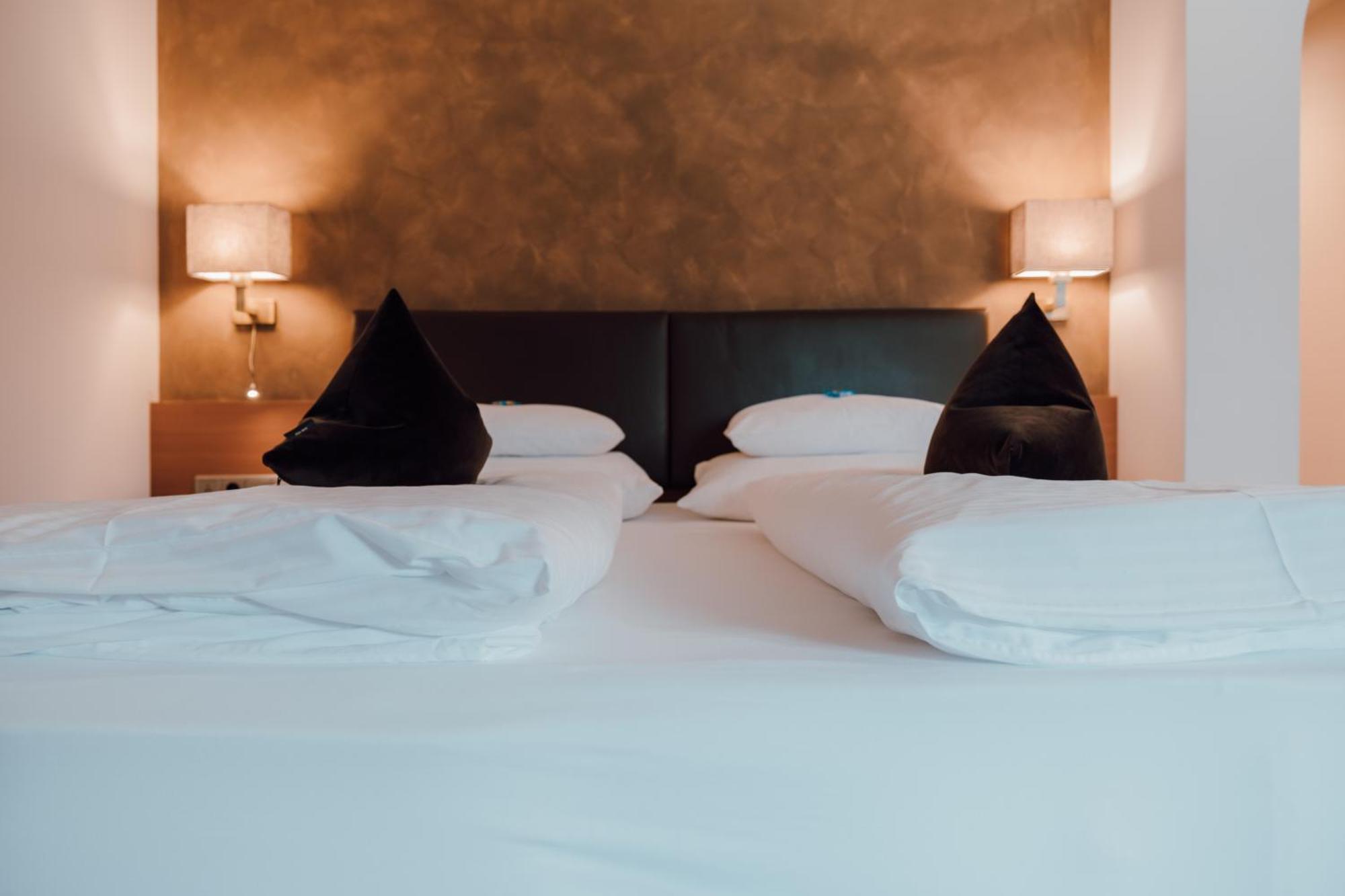 Residence Hotel Alpinum Campo Tures Esterno foto