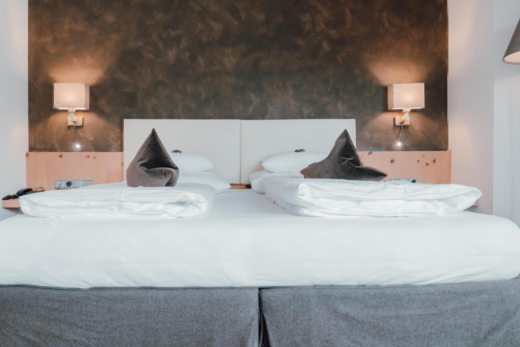 Residence Hotel Alpinum Campo Tures Esterno foto