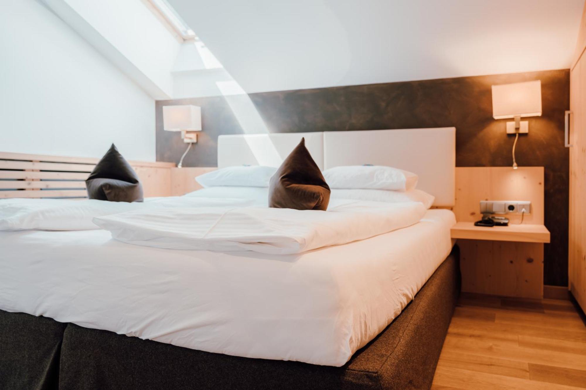 Residence Hotel Alpinum Campo Tures Esterno foto