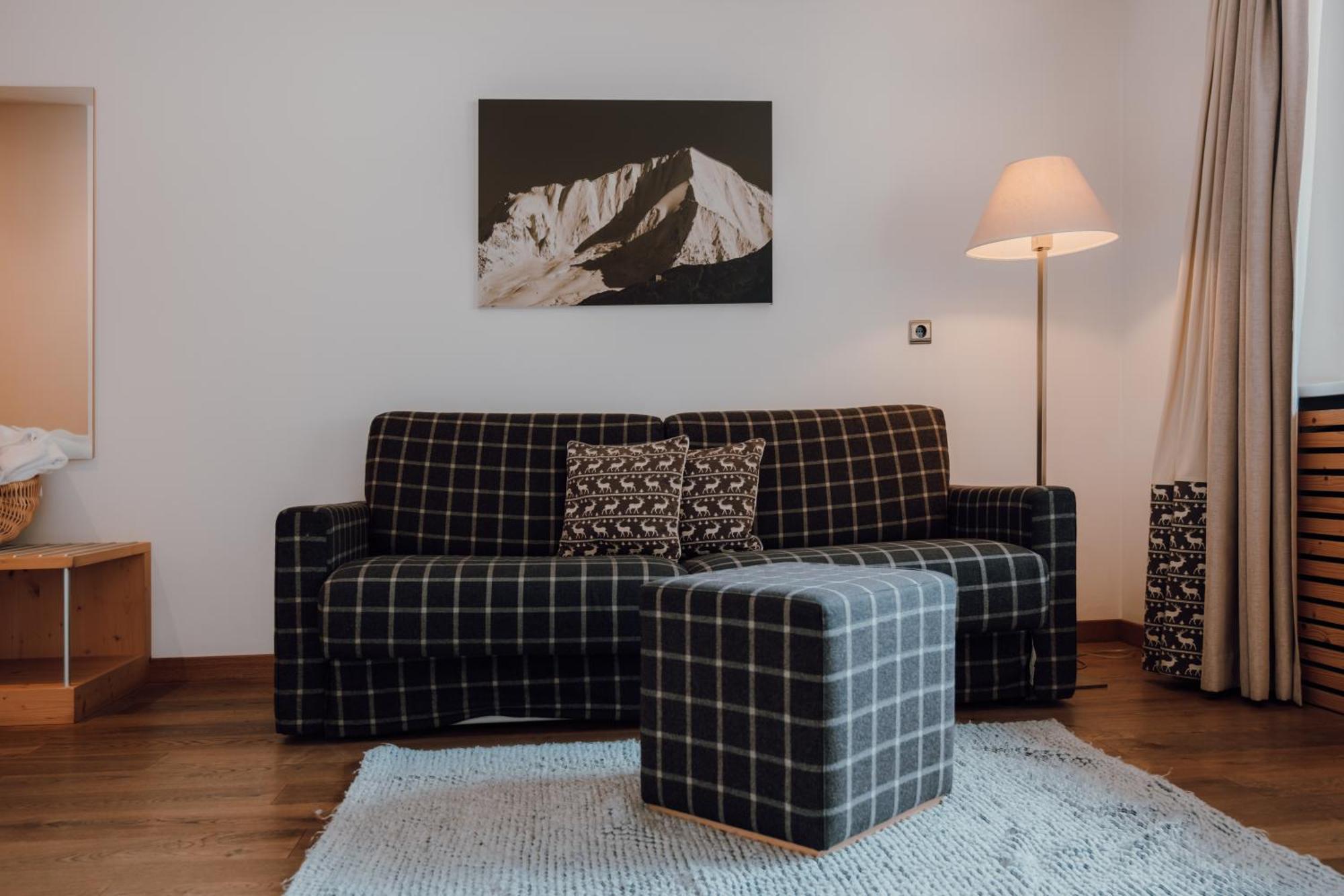 Residence Hotel Alpinum Campo Tures Esterno foto