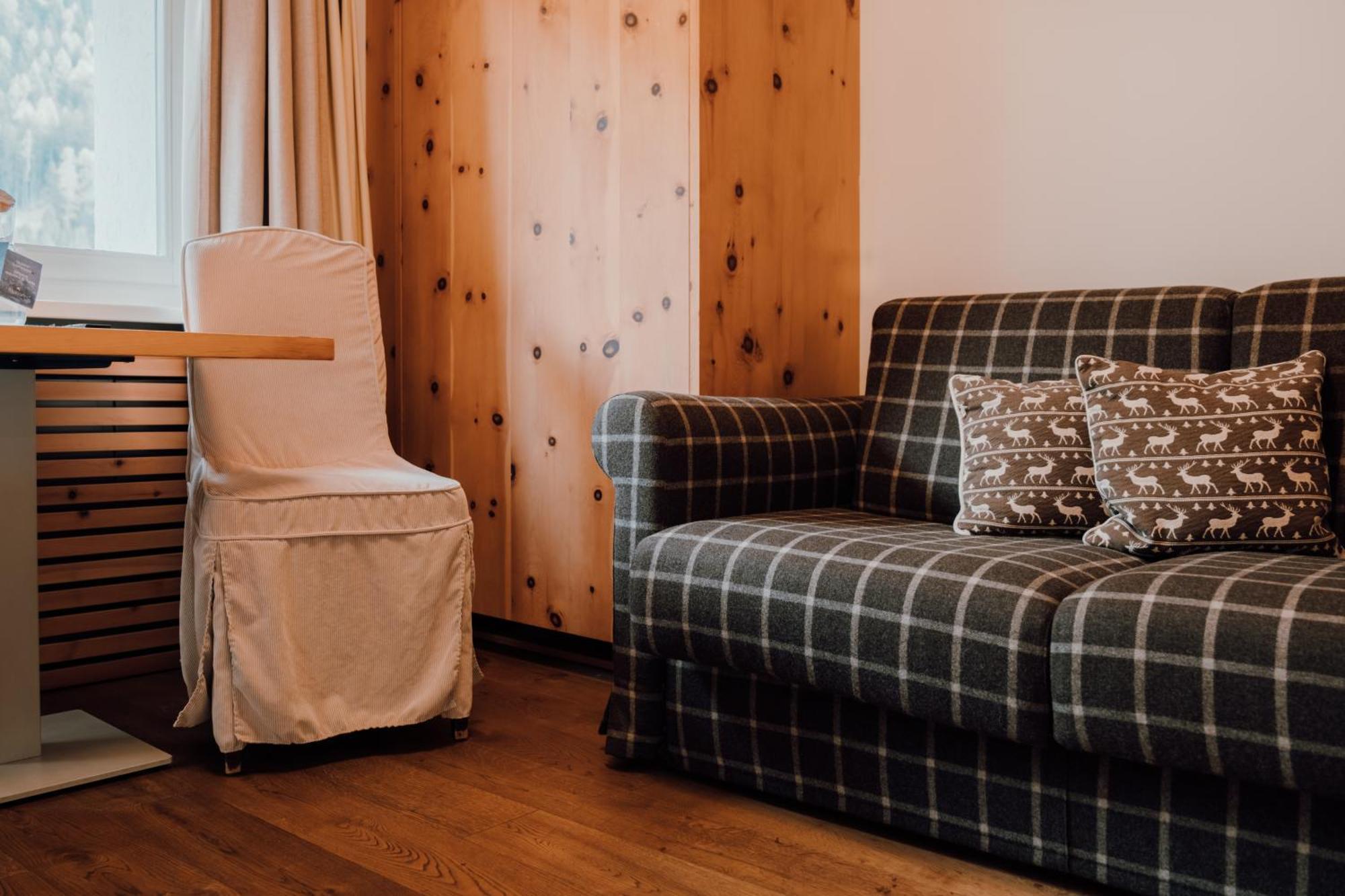 Residence Hotel Alpinum Campo Tures Esterno foto