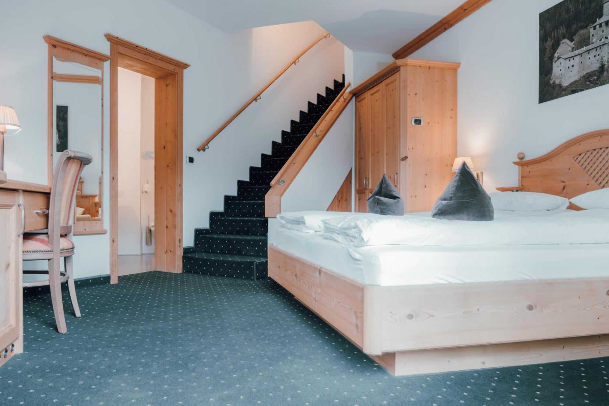 Residence Hotel Alpinum Campo Tures Esterno foto